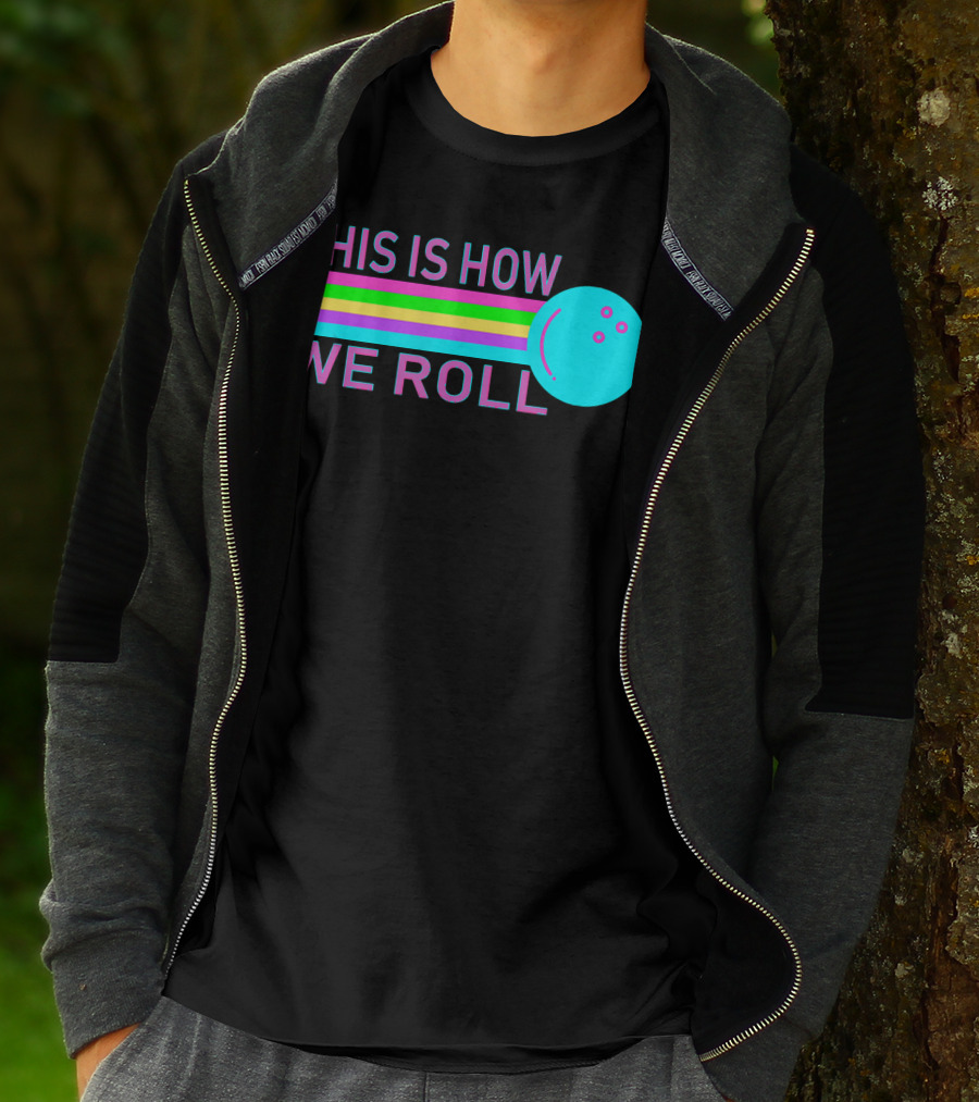 This Is How We Roll Vintage Classic Bowling Retro Bowling Ball Stripes T-Shirt