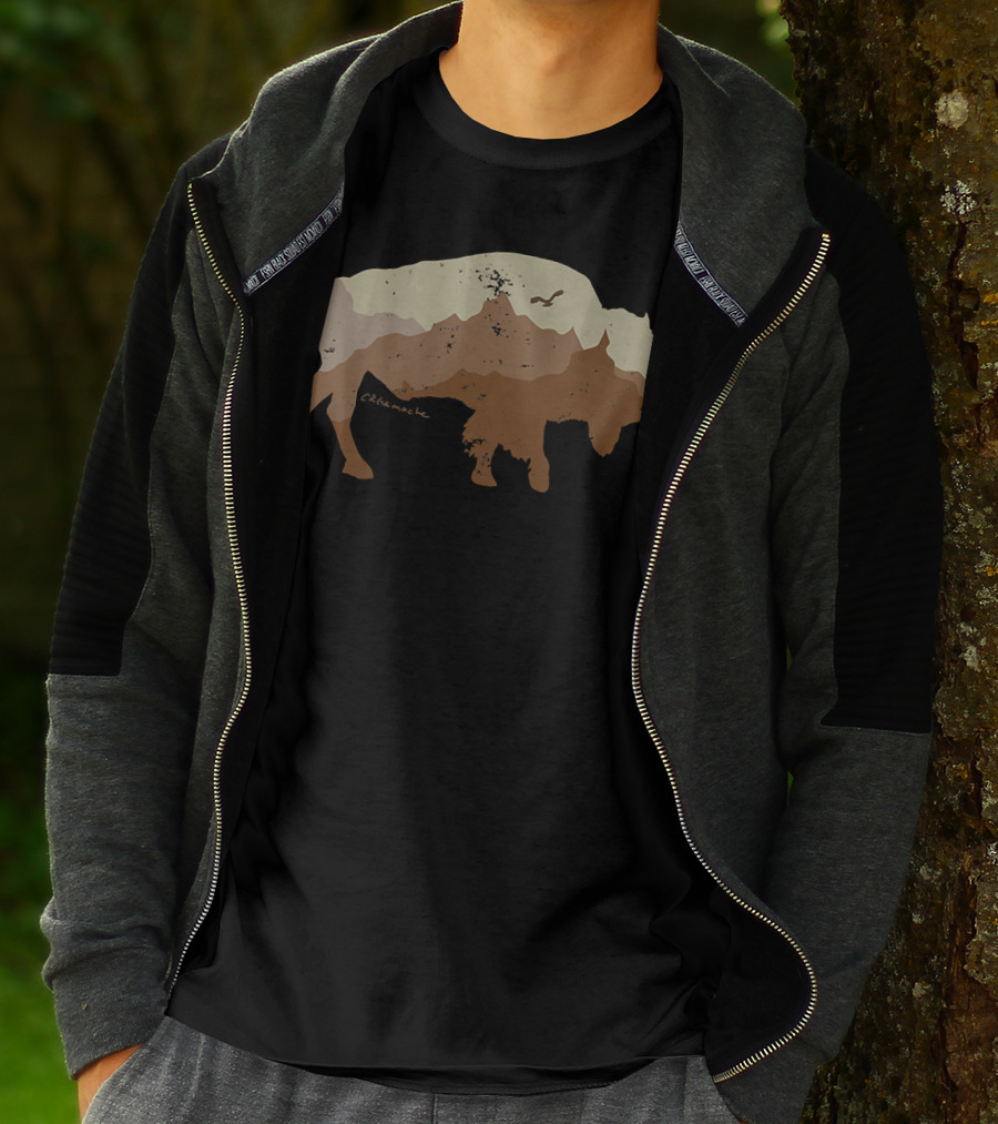 Vintage Bison Mountains Eagle Outdoor Cetanluta T-Shirt