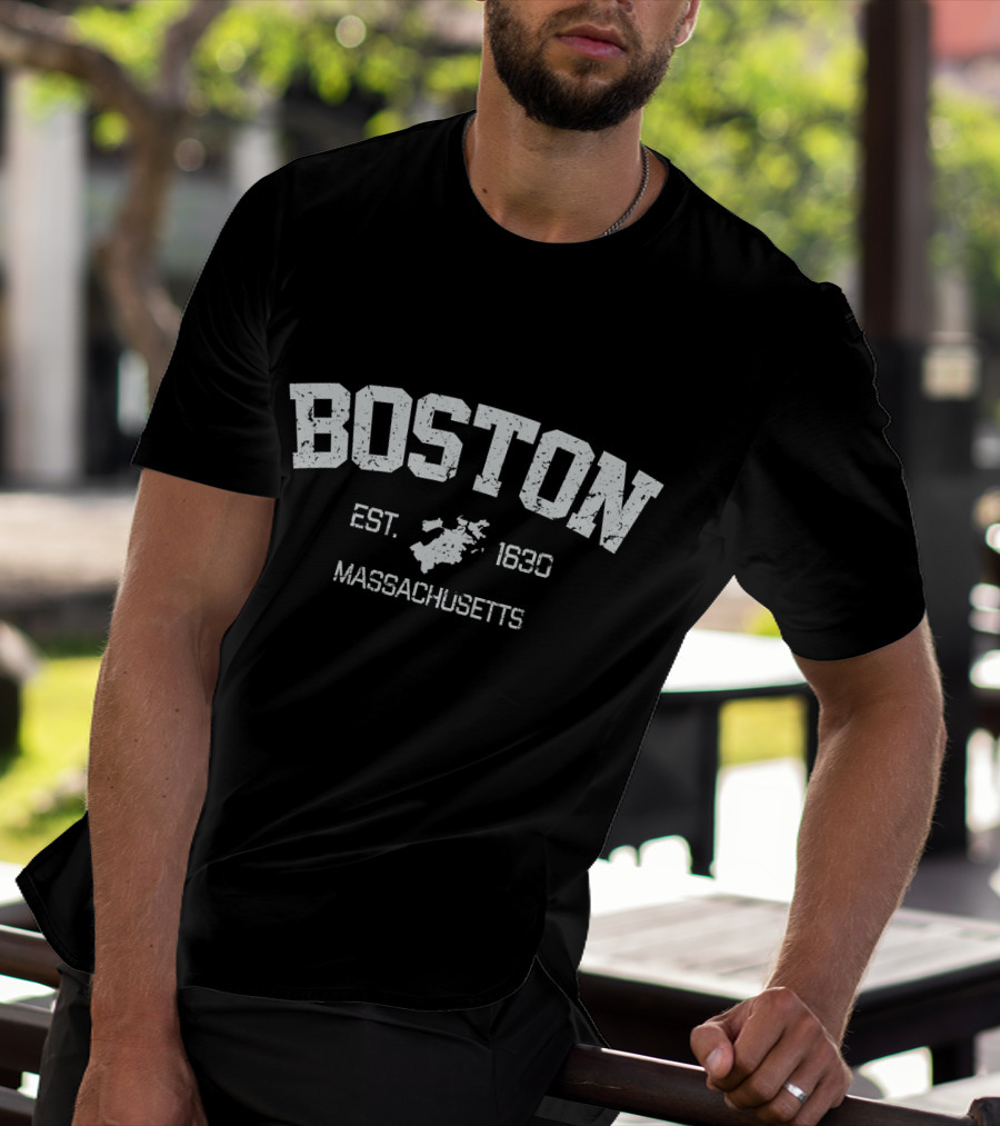 Boston Massachusetts Est. 1630 Vintage Map T-Shirt