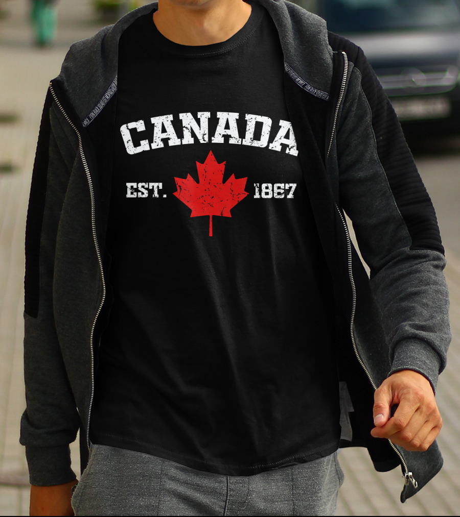 Canada Est. 1867 Vintage Maple Leaf T-Shirt