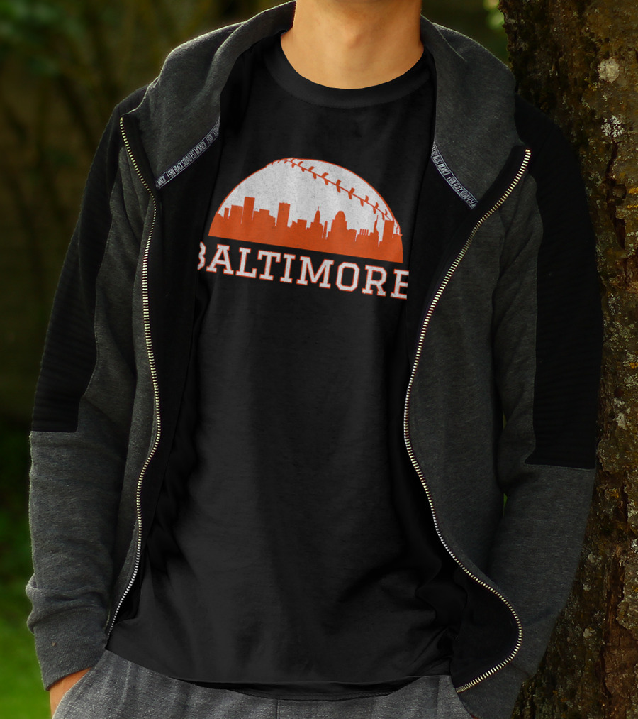 Baltimore Vintage Skyline With Baseball T-Shirt