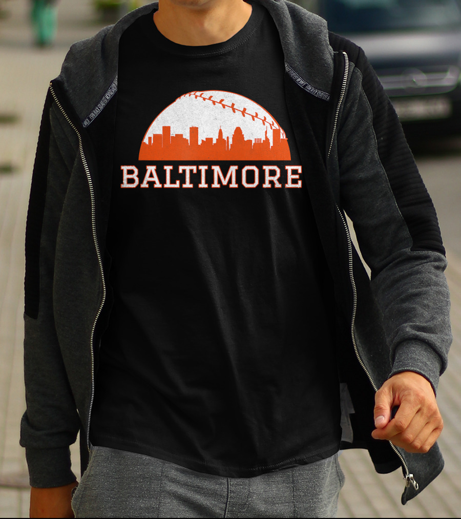 Baltimore Vintage Skyline With Baseball T-Shirt