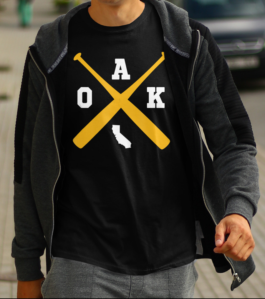 Vintage Oakland OAK State Baseball Bats California T-Shirt