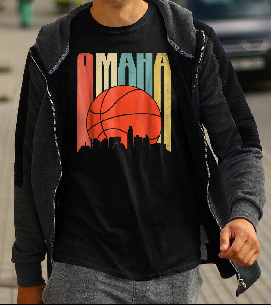 Vintage Omaha Nebraska Basketball Skyline Retro T-Shirt