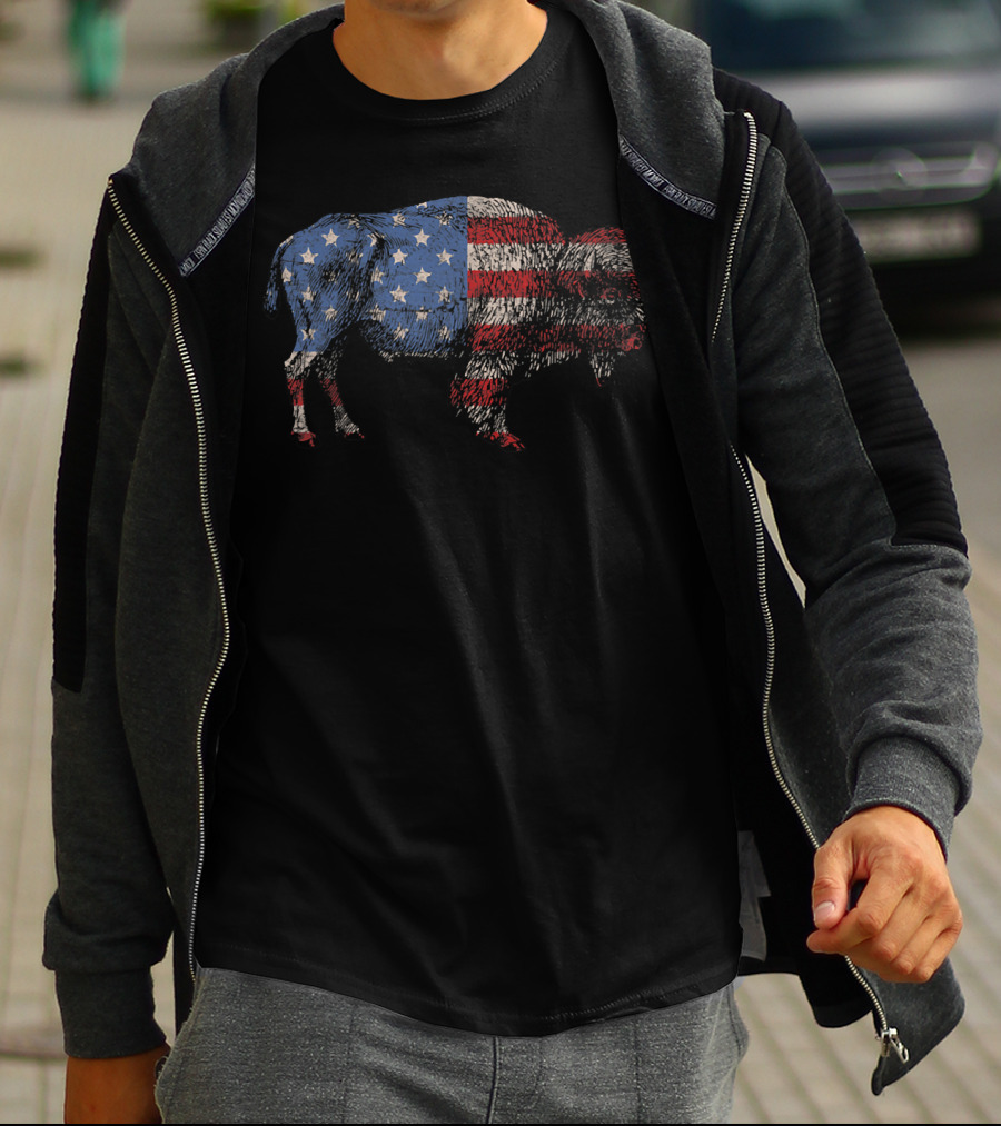 Vintage American Flag Bison Buffalo Patriotic T-Shirt