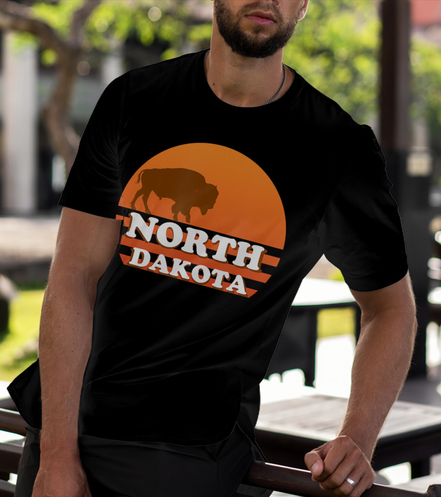 North Dakota Vintage 70s 80s Sunset Buffalo T-Shirt