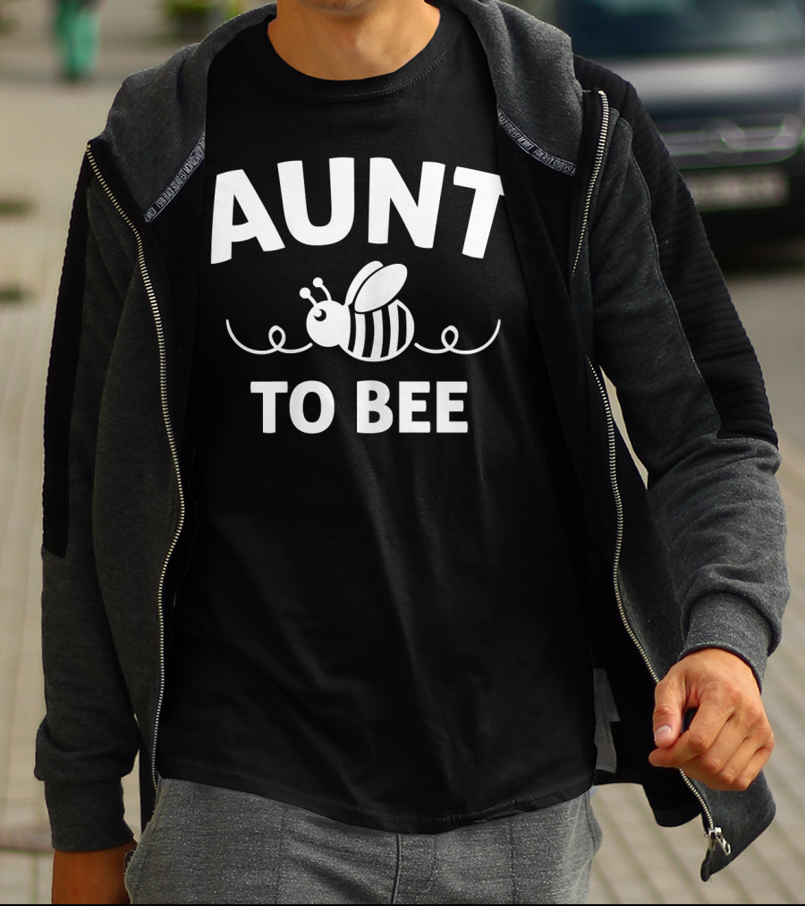 Aunt To Bee Cute New Aunt BEEcoming T-Shirt