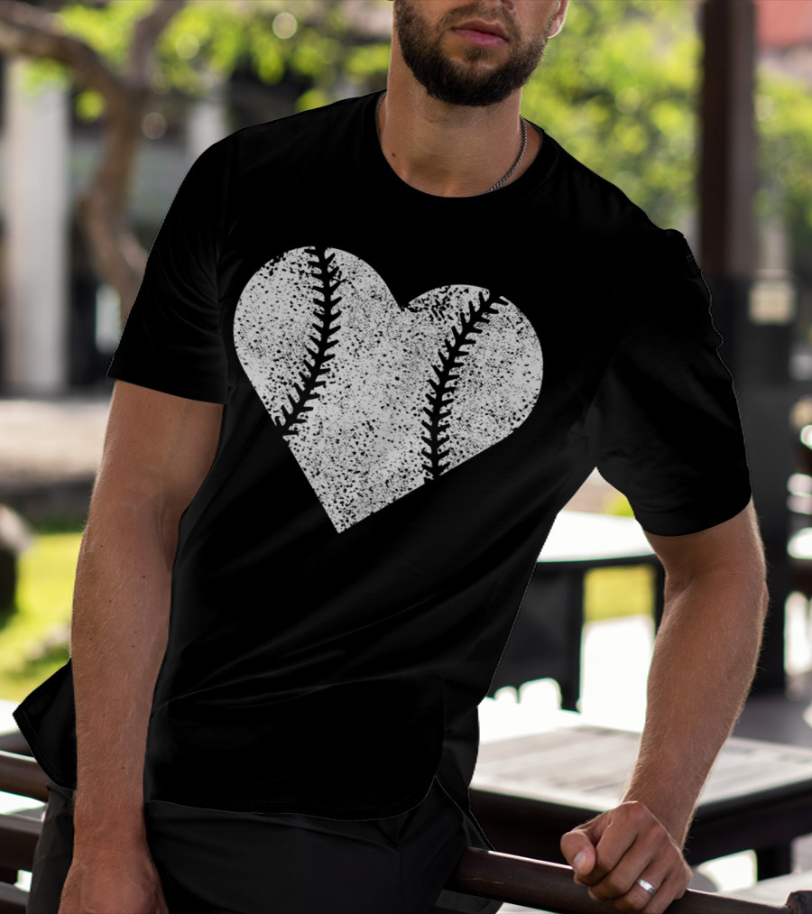 Baseball Heart Love Mom Funny Cute Comfy T-Shirt