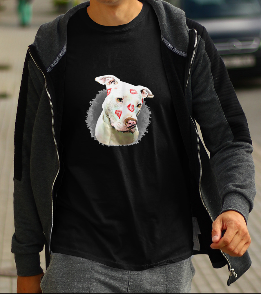 Pitbull Mom With Cute Lipstick Kiss Marks T-Shirt