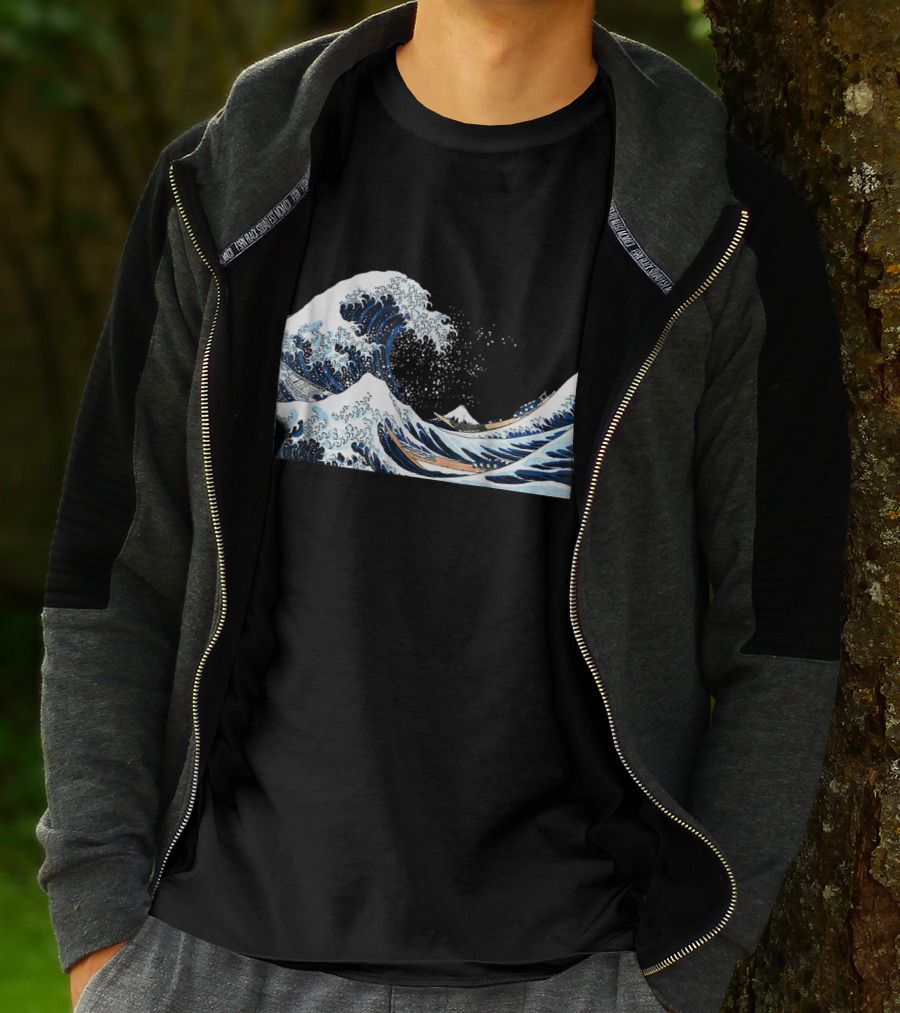 The Great Wave Off Kanagawa Hokusai Japan Iconic T-Shirt