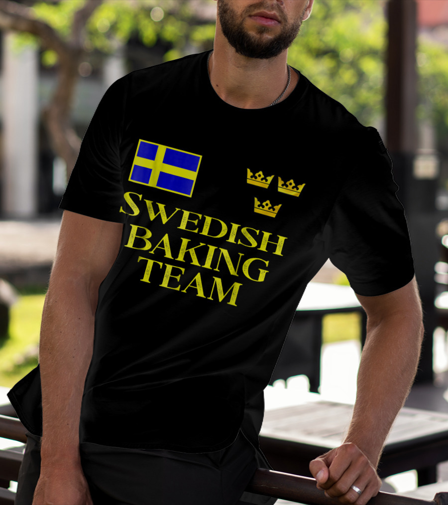 Swedish Baking Team Christmas Cookies Swedish Flag And Three Crowns T-Shirt