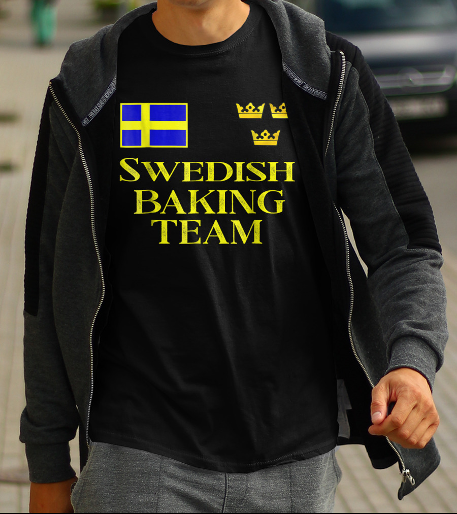 Swedish Baking Team Christmas Cookies Swedish Flag And Three Crowns T-Shirt