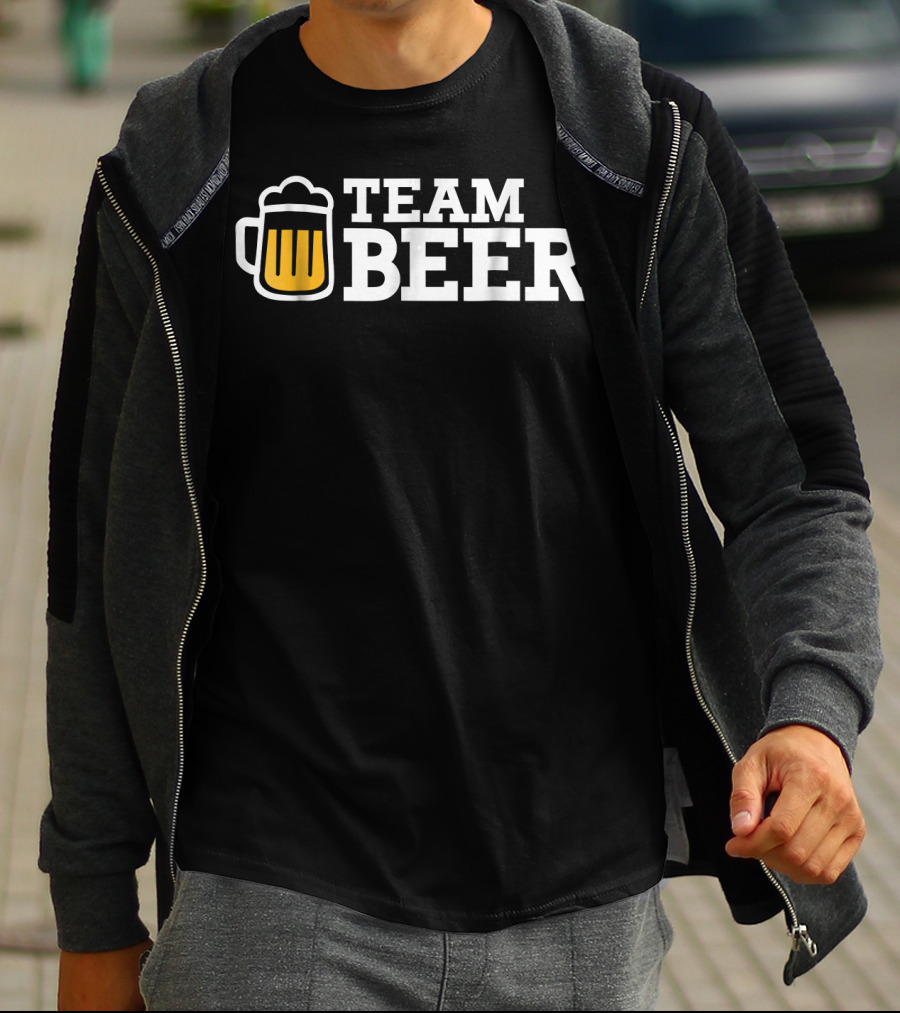TEAM BEER MUG T-Shirt