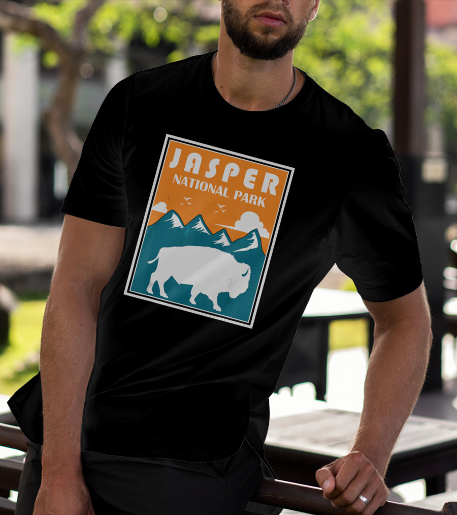 Jasper National Park Canada Bison Silhouette Mountains T-Shirt