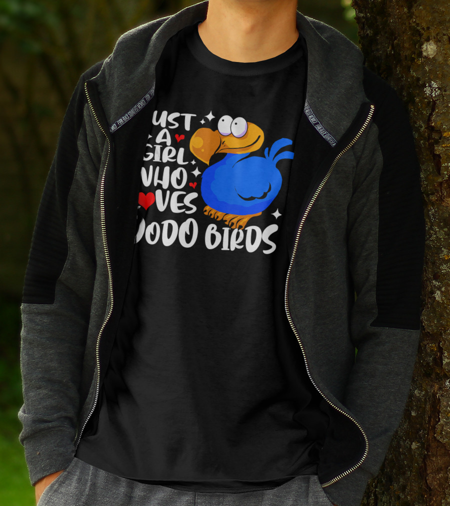 Just A Girl Who Loves Dodo Birds T-Shirt