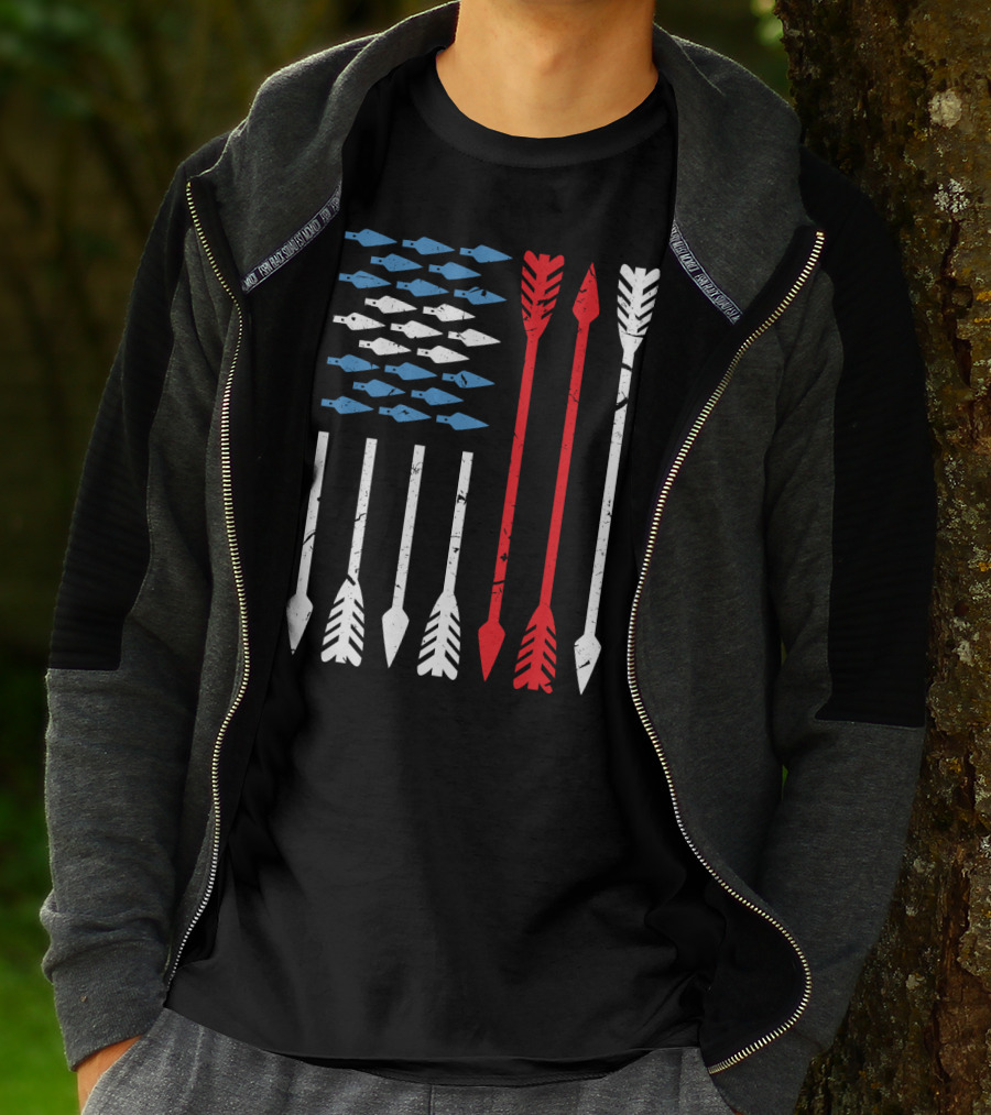 American Flag Arrow Archery Vintage Distressed Stars And Stripes Arrows T-Shirt