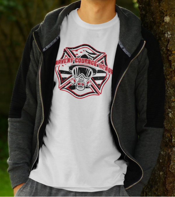 BRAVERY COURAGE HONOR Firefighter Gas Mask Badge T-Shirt