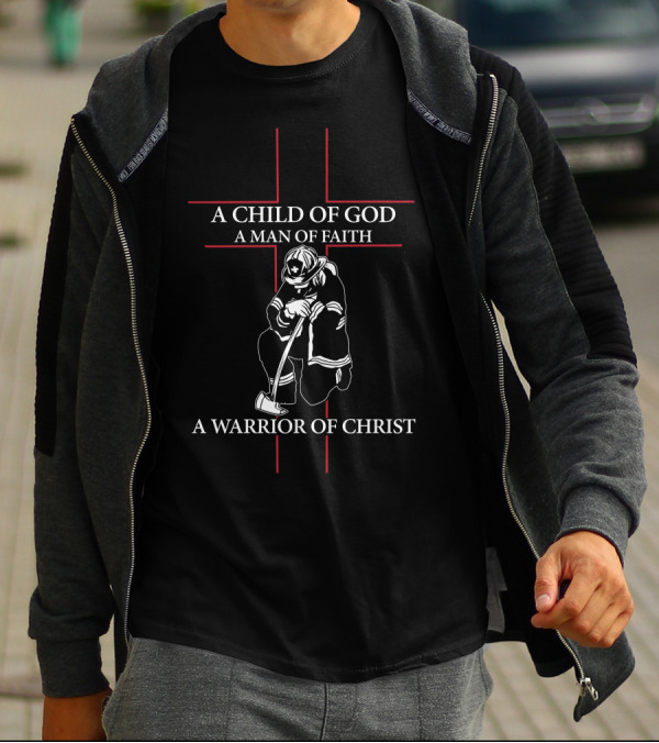 Warrior Of Christ Cross Symbol In Red Lines T-Shirt
