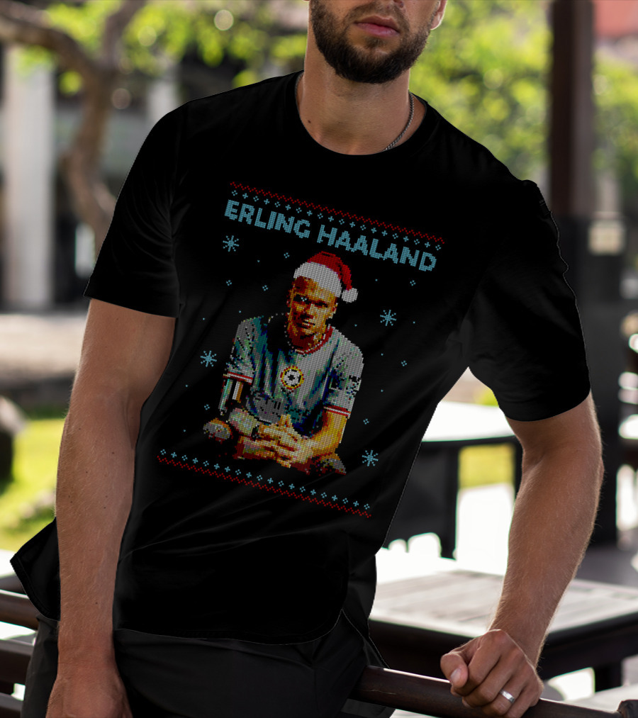 ERLING HAALAND Christmas Pixel Art With Santa Hat T-Shirt