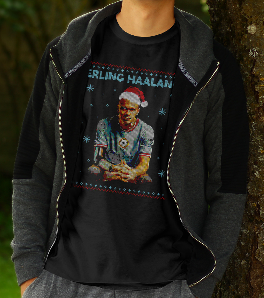 ERLING HAALAND Christmas Pixel Art With Santa Hat T-Shirt