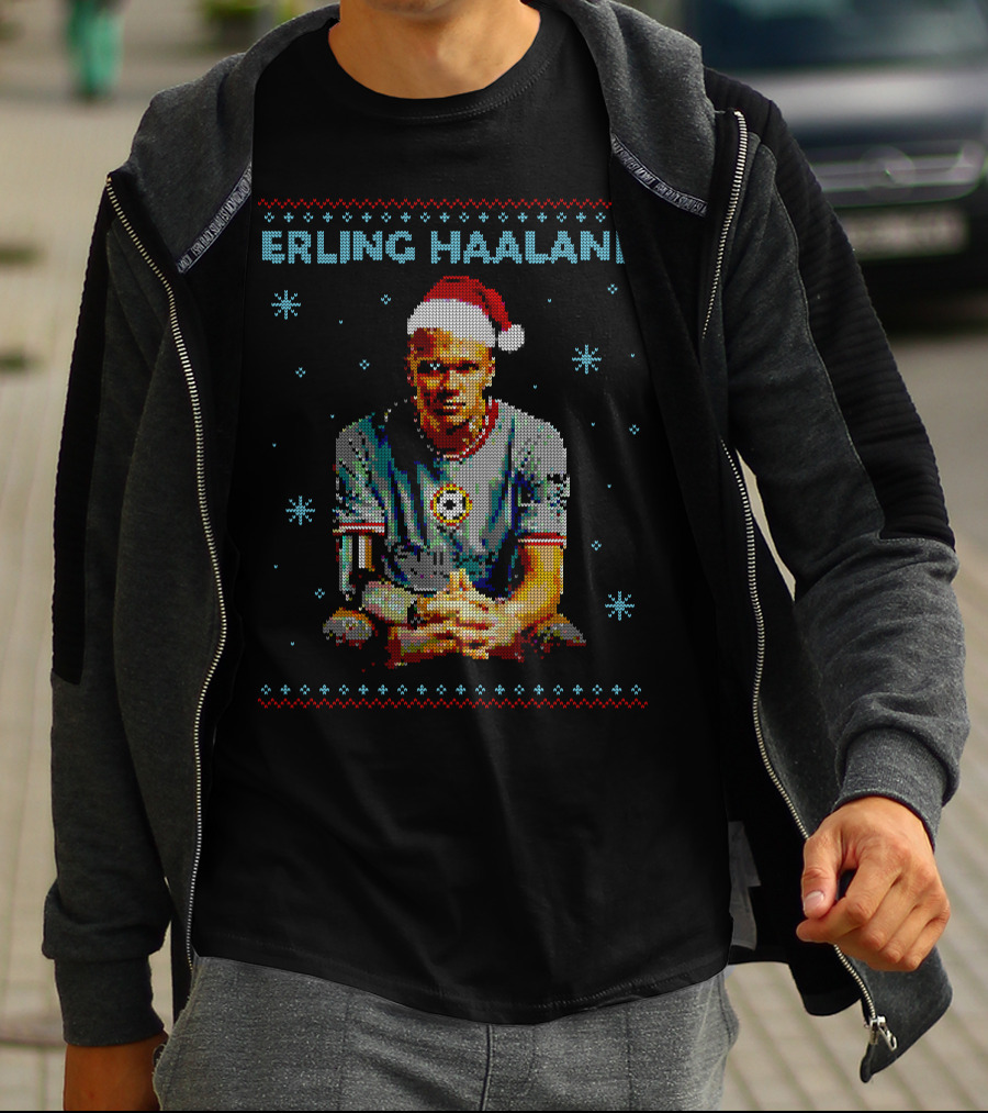 ERLING HAALAND Christmas Pixel Art With Santa Hat T-Shirt