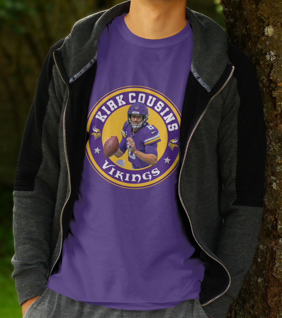 Kirk Cousins Minnesota Vikings Football Quarterback NFL Logo Circle T-Shirt