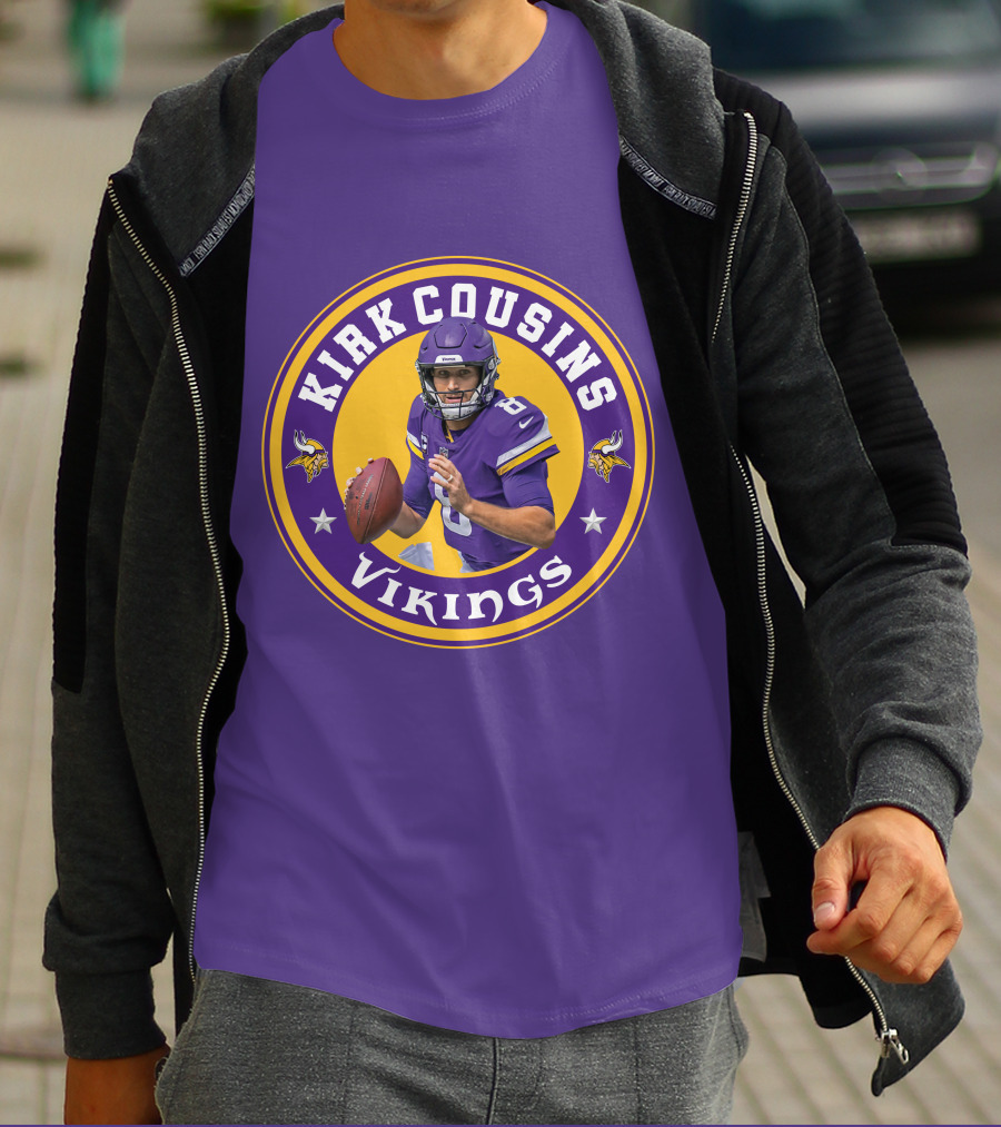 Kirk Cousins Minnesota Vikings Football Quarterback NFL Logo Circle T-Shirt