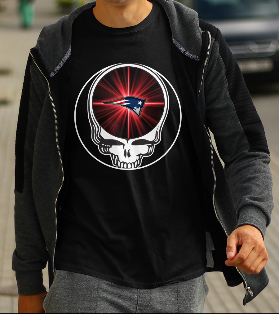New England Patriots Skull Radiant T-Shirt