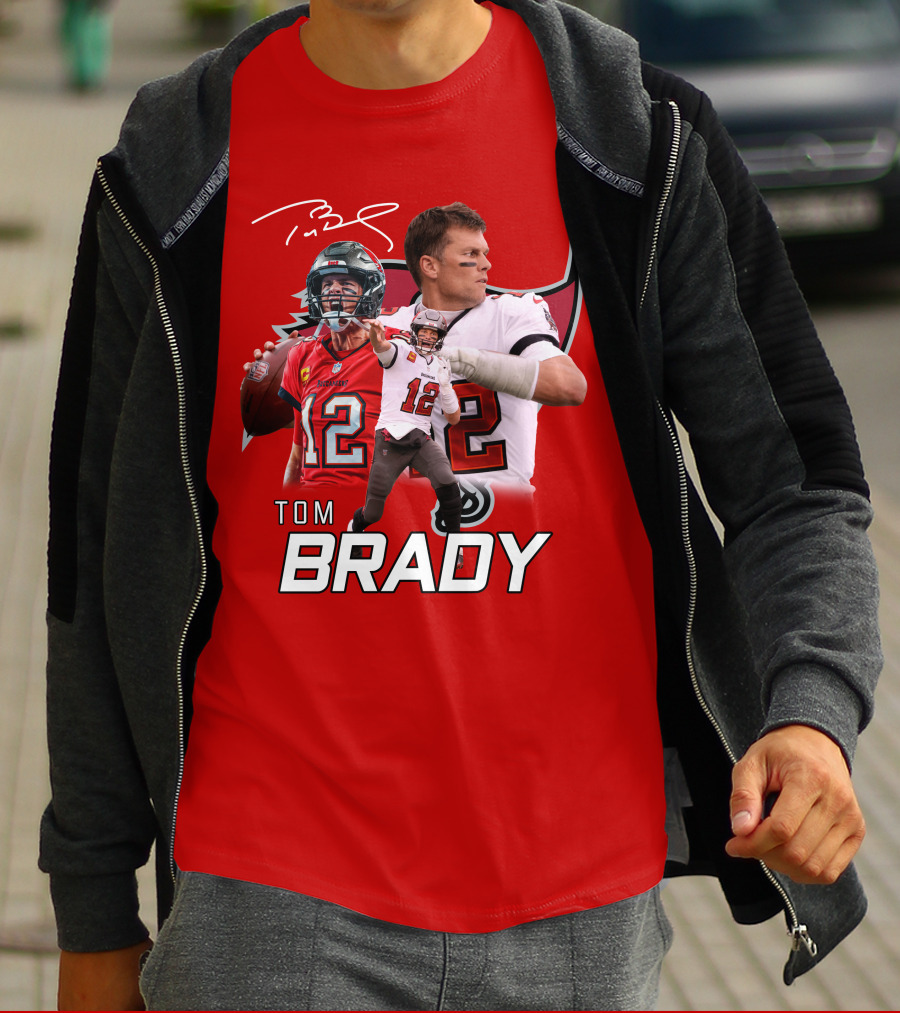 Tom Brady 12 Buccaneers Quarterback T-Shirt