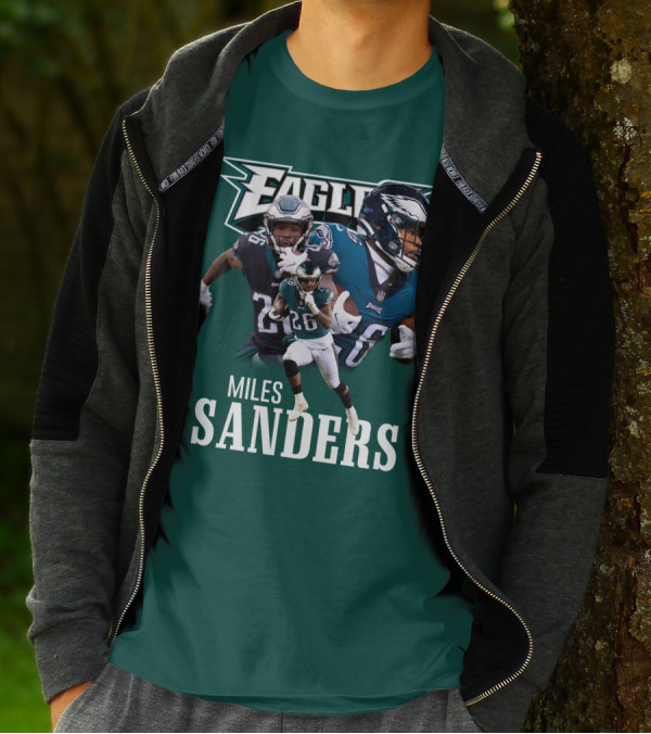 Eagles MS26 Running Back Action Play T-Shirt