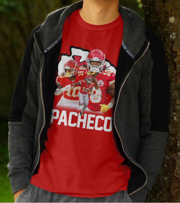 Kansas City Number 10 Football Player Chiefs T-Shirt