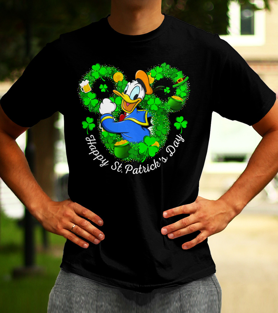 Happy St. Patrick's Day Donald Duck Shamrocks And Gold T-Shirt