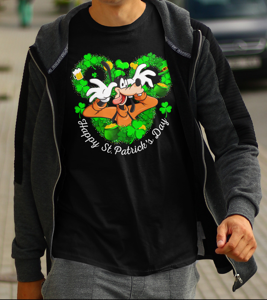 Goofy Happy St. Patrick's Day Shamrock Beer Mug Pot Of Gold T-Shirt