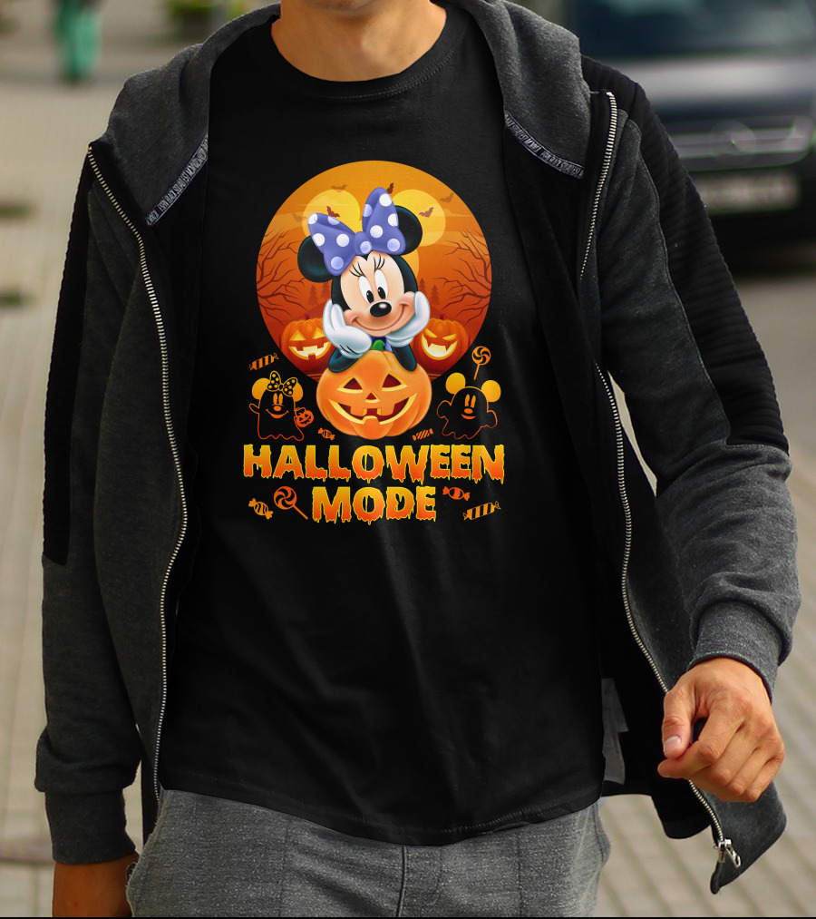 Minnie Halloween Mode Pumpkins And Spooky Ghosts T-Shirt