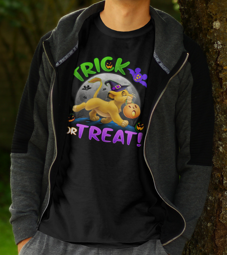 Trick Or Treat Simba Halloween Disney Mickey Moon Pumpkin T-Shirt