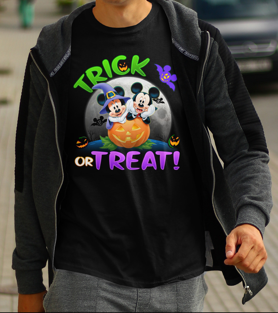 Trick Or Treat Mickey And Minnie Halloween Pumpkin Moon Bat T-Shirt