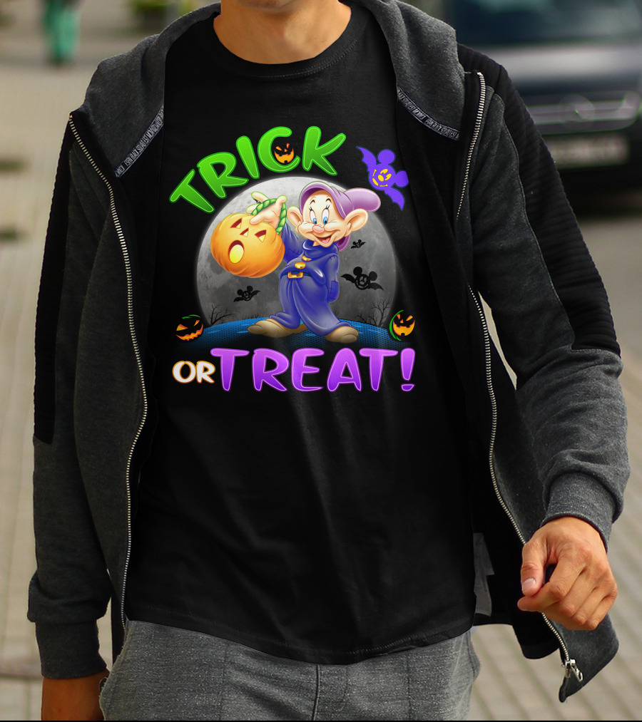 Trick Or Treat Dopey Halloween Disney Character With Pumpkin And Bat T-Shirt
