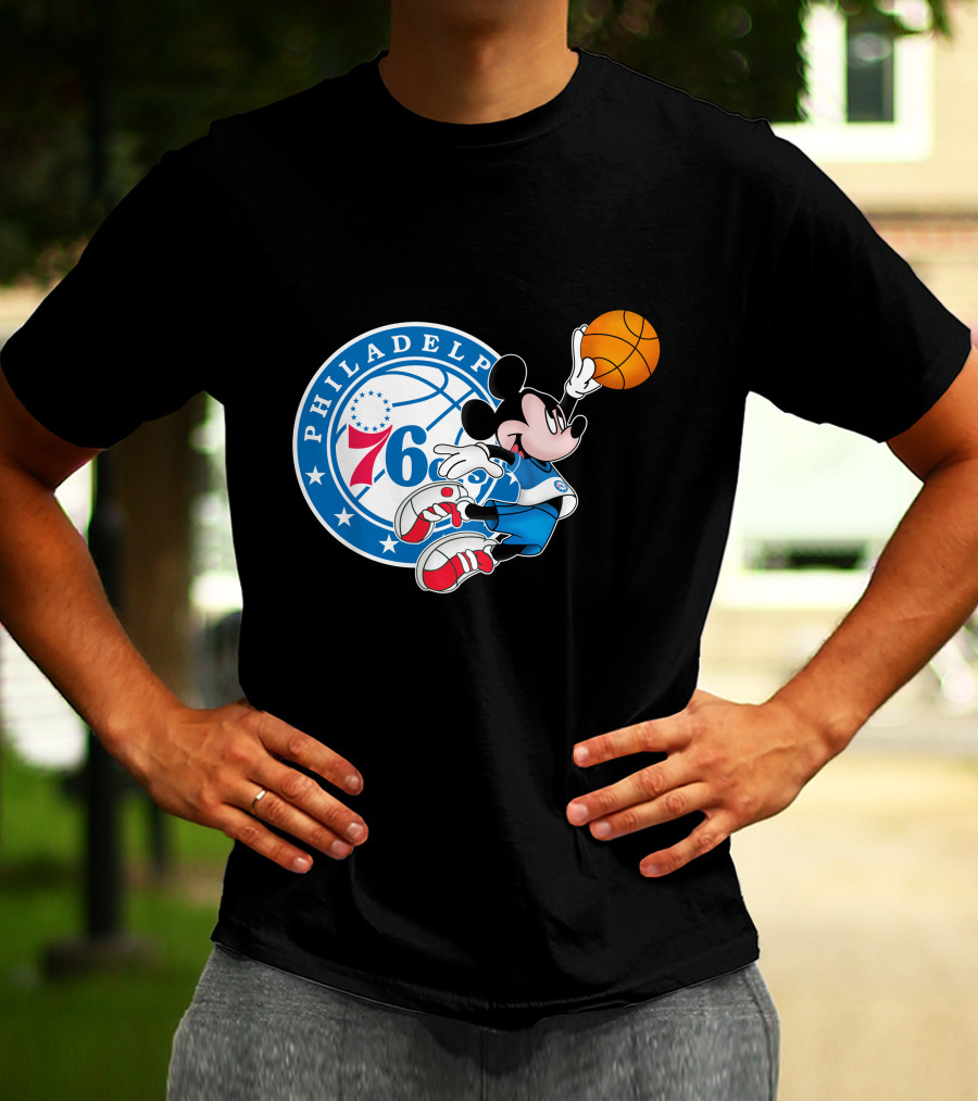 Philadelphia 76ers Mickey Basketball Dunk T-Shirt