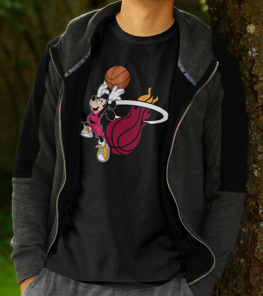 Mickey Dunking Basketball Miami Heat T-Shirt