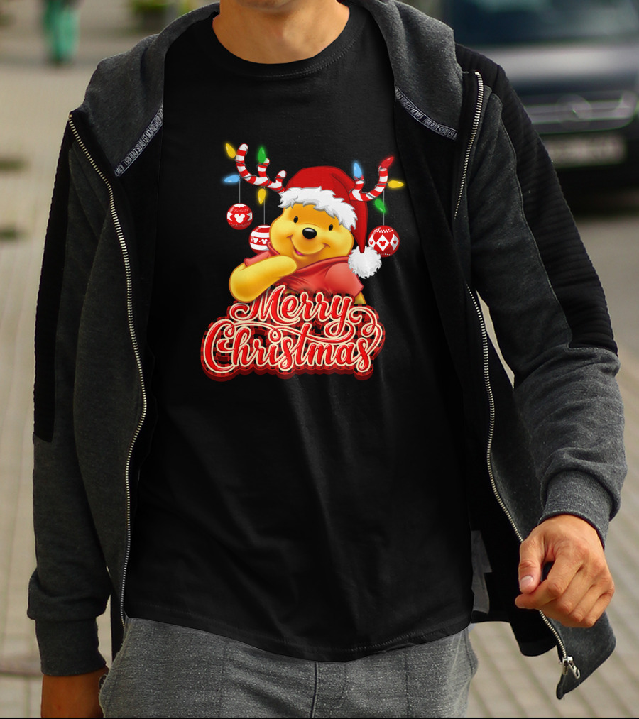 Merry Christmas Pooh Santa Hat Festive Lights Antlers T-Shirt