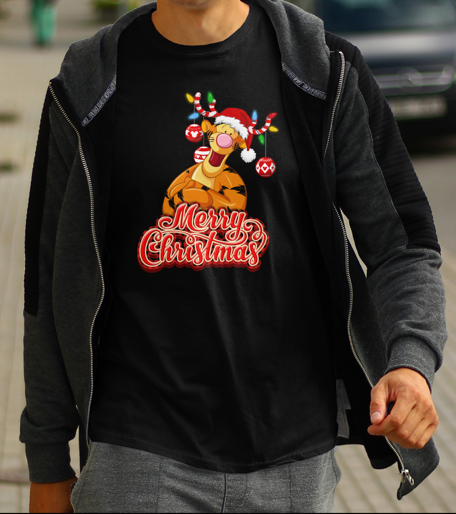 Merry Christmas Tigger Santa Hat Festive Lights And Ornaments T-Shirt