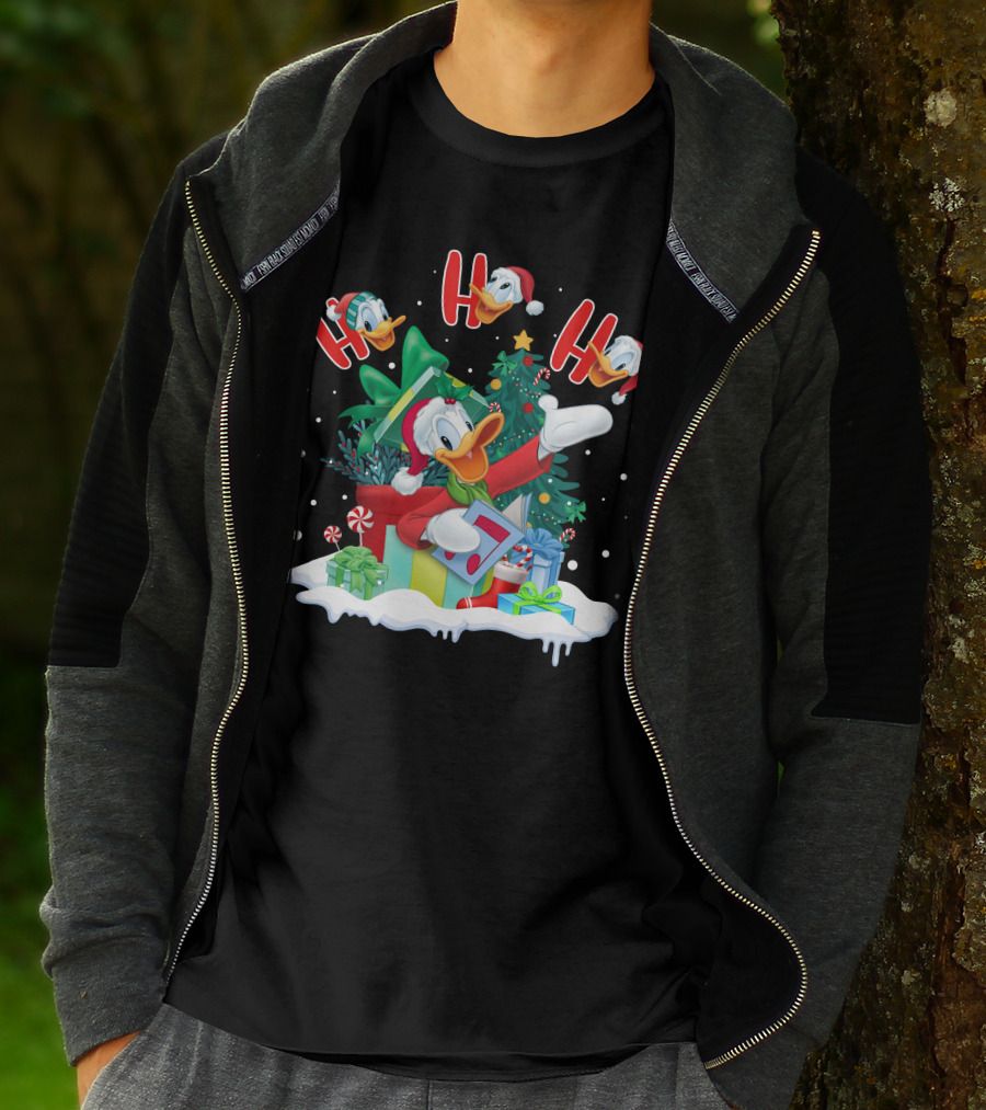 Donald Duck Christmas Santa Hat Ho Ho Ho T-Shirt