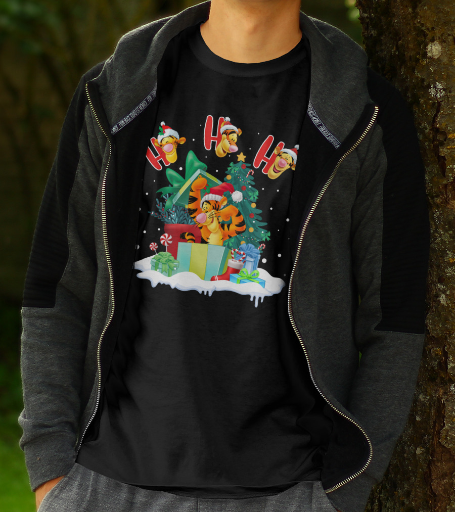 Tigger Ho Ho Ho Christmas Presents And Tree T-Shirt