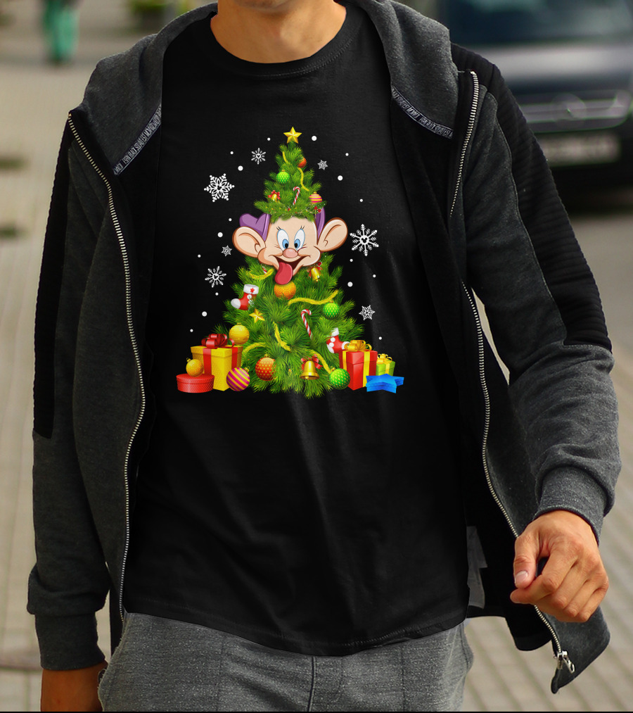 Dopey Christmas Tree Festive Decorations Snowflakes And Gifts T-Shirt