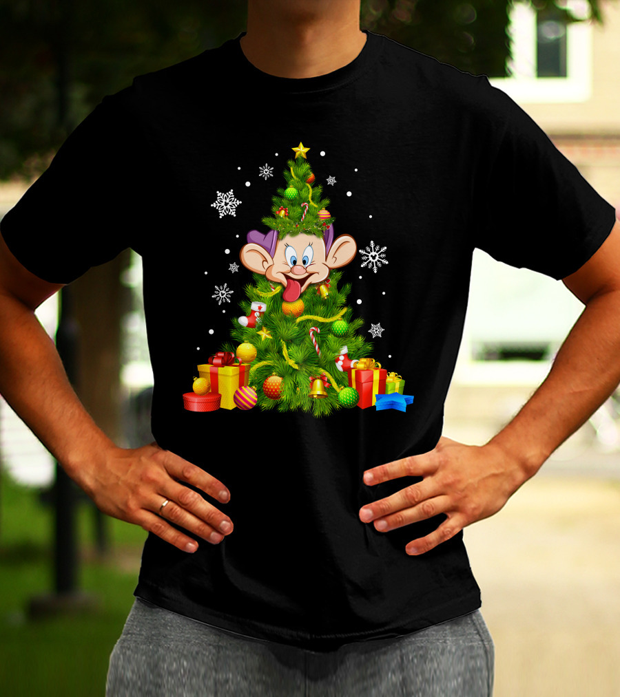 Dopey Christmas Tree Festive Decorations Snowflakes And Gifts T-Shirt