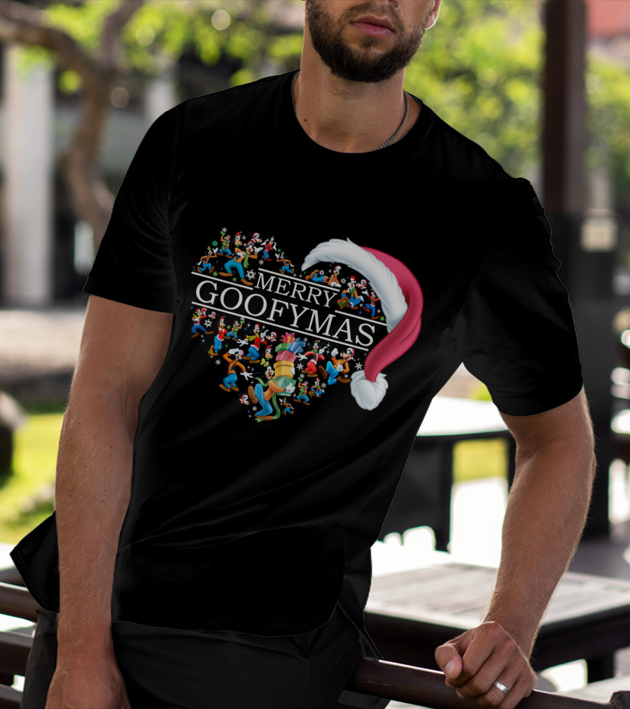Merry Goofymas Santa Hat Heart Design With Goofy Characters T-Shirt