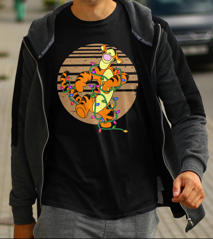 Tigger Wrapped In Christmas Lights Circle T-Shirt