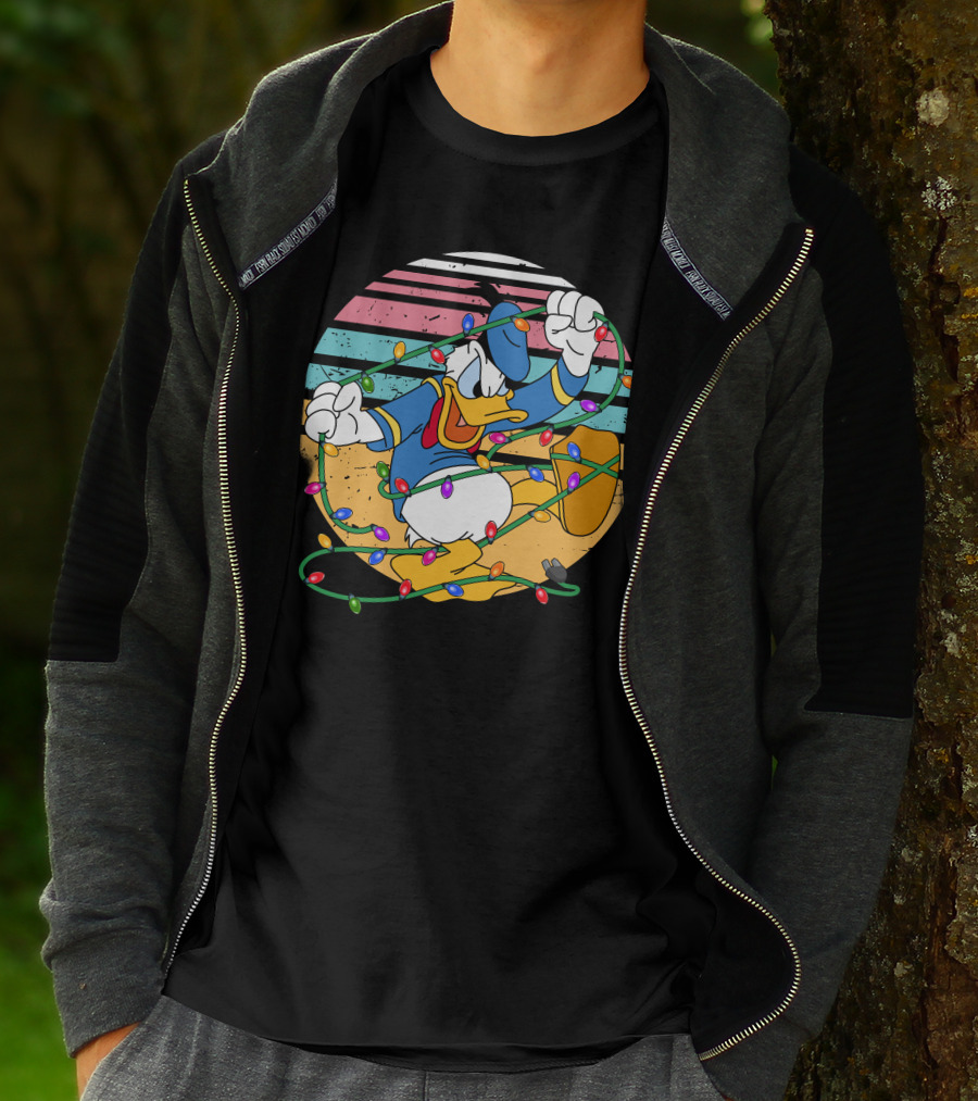 Donald Duck Tangled In Christmas Lights Vintage Style T-Shirt
