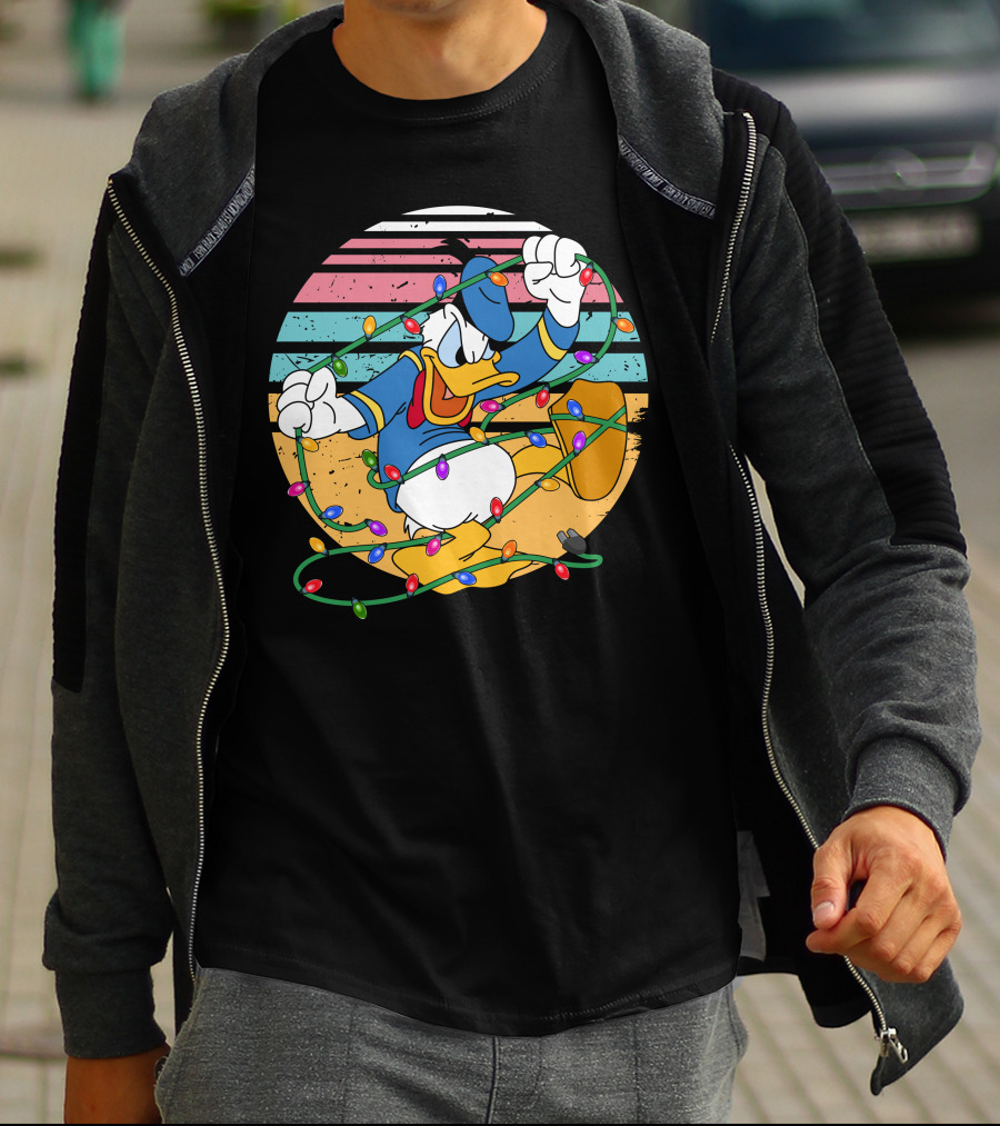 Donald Duck Tangled In Christmas Lights Vintage Style T-Shirt