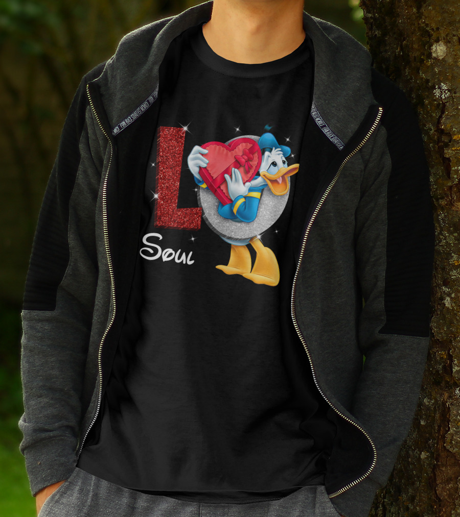 Donald Duck Holding Heart Love Soul T-Shirt